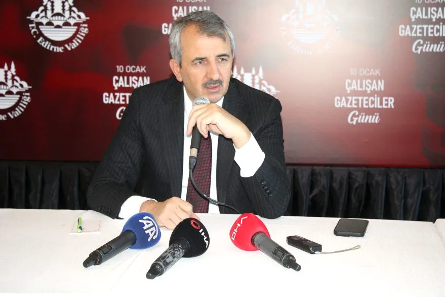 Vali Sezer Gazetecilerle 2 - Vali Sezer, “Meriç Nehri için şu an taşkın riski yok”