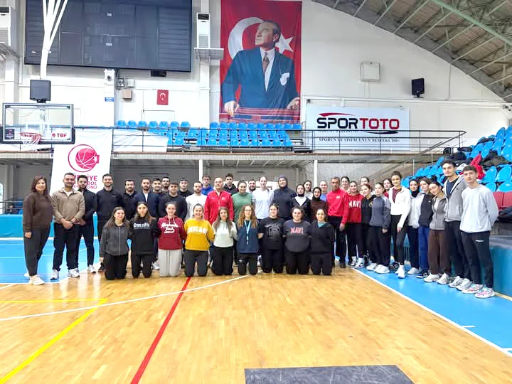 41 aday voleybol aday hakemlik kursunu tamamladı