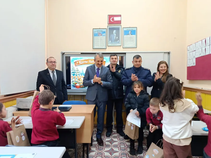 Yariyil Karne 4 - Karneler alındı, yarıyıl tatili başladı
