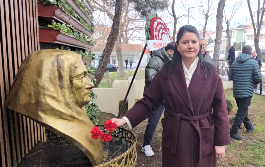 Zubeyde Hanim Anma 2 - Zübeyde Hanım vefatının 103’üncü yılında anıldı