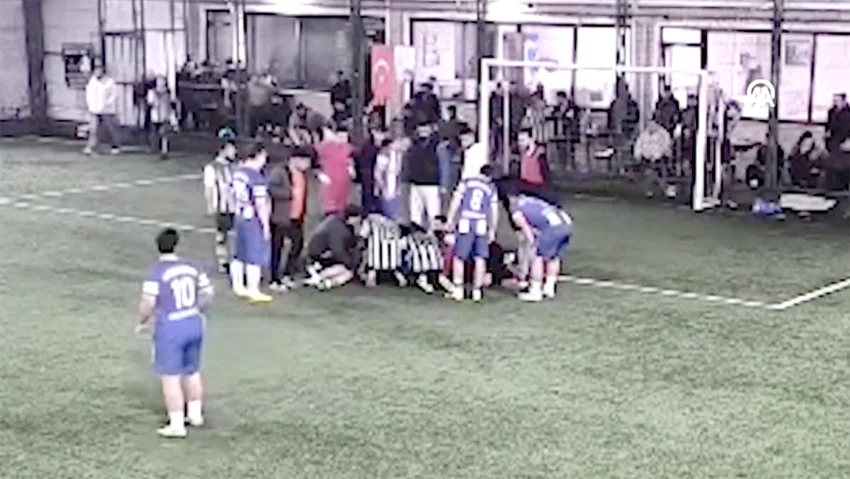 Tekirdağ’da dili boğazına kaçan futbolcuyu hakem kurtardı