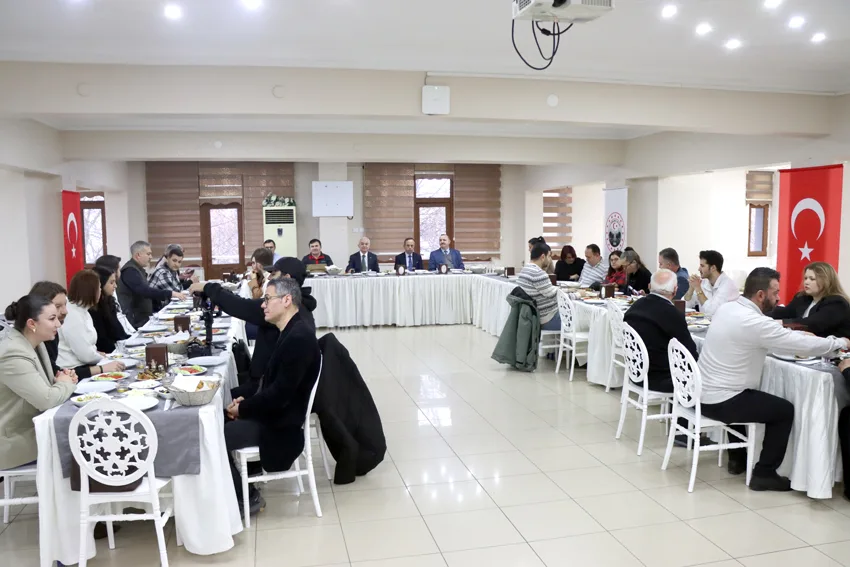 Kırklareli Valisi Turan, 10 Ocak Çalışan Gazeteciler Günü’nde gazetecilerle buluştu