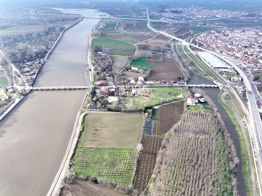 Edirne’de yağışlar Meriç ve Tunca’nın debisini artırdı