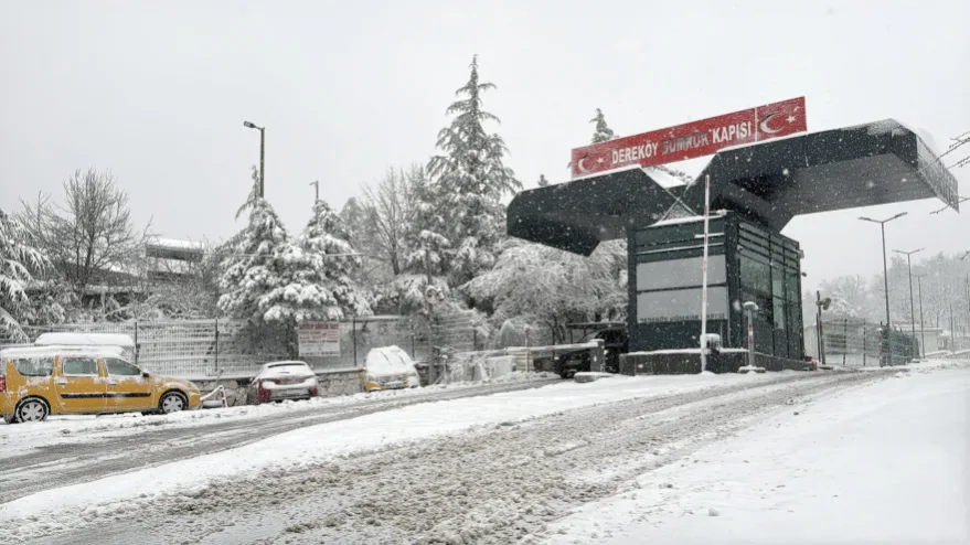 AA 20260202 40437412 40437409 TRAKYADA KAR VE SOGUK HAVA HAYATI OLUMSUZ ETKILIYOR - Trakya’da kar ve soğuk hava hayatı olumsuz etkiliyor