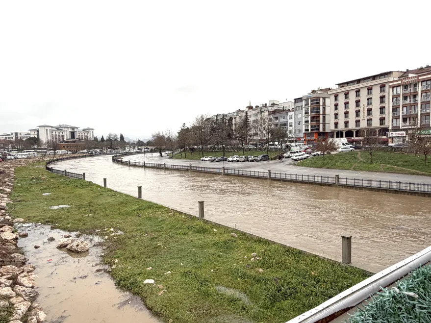Çanakkale Biga’da taşkın alarmı