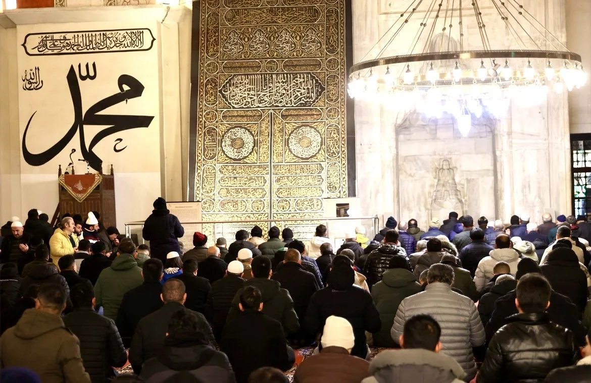 Trakya’daki camilerde Berat Kandili programları düzenlendi