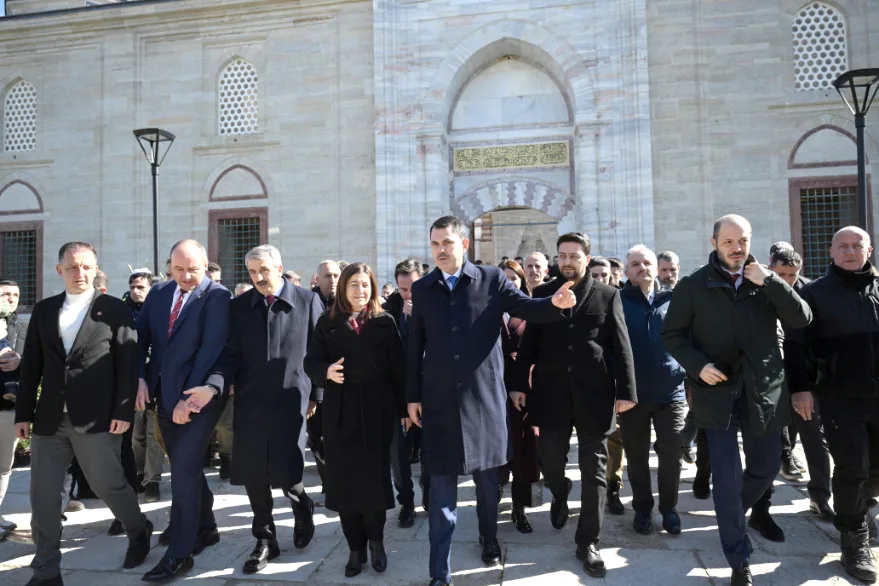 Bakan Kurum, Selimiye’yi ziyaret etti