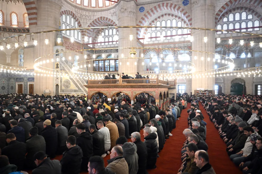 Trakya’da Ramazan’ın ilk cuma namazı kılındı