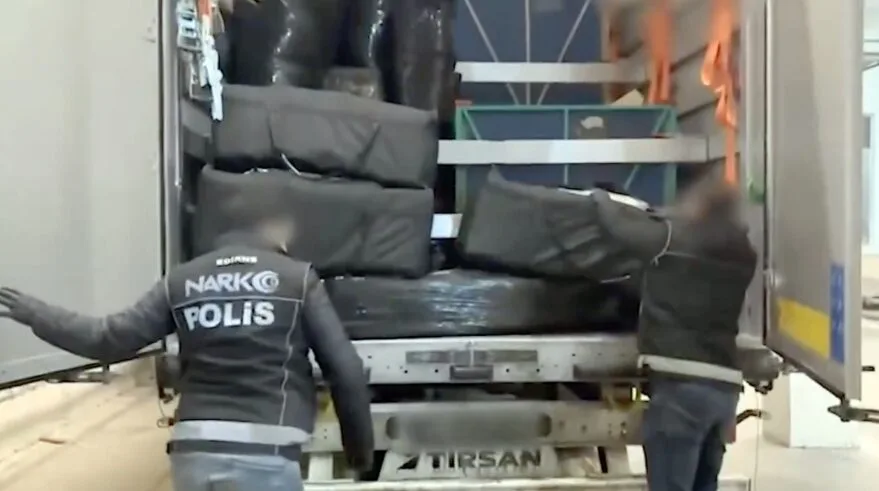 Edirne’de 240 kilogram uyuşturucu ele geçirildi