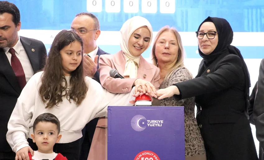 Aile ve Sosyal Hizmetler Bakanı Göktaş, Tekirdağ’da sosyal konutların kura çekilişinde konuştu