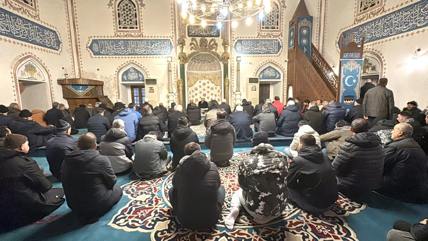 Trakya’daki camilerde Berat Kandili programları düzenlendi