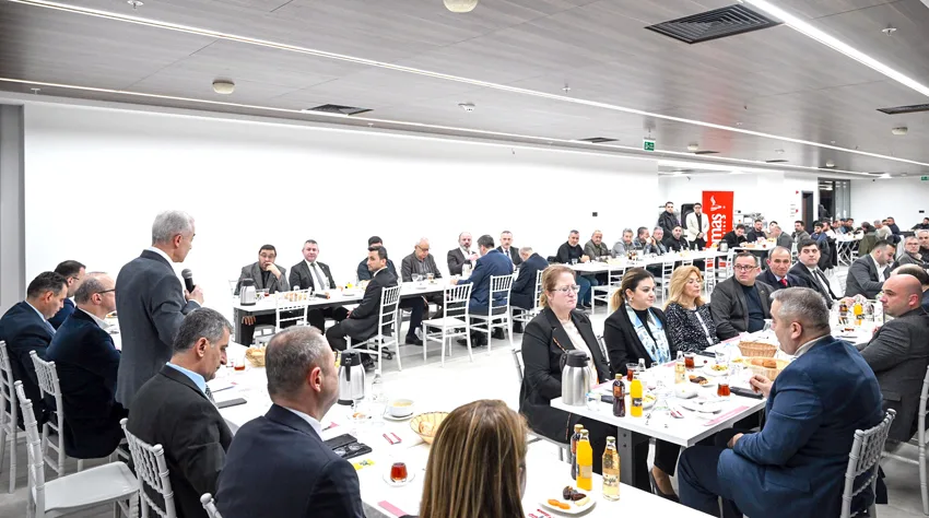 Kırklareli Valisi Turan, OSB’de düzenlenen iftar programına katıldı