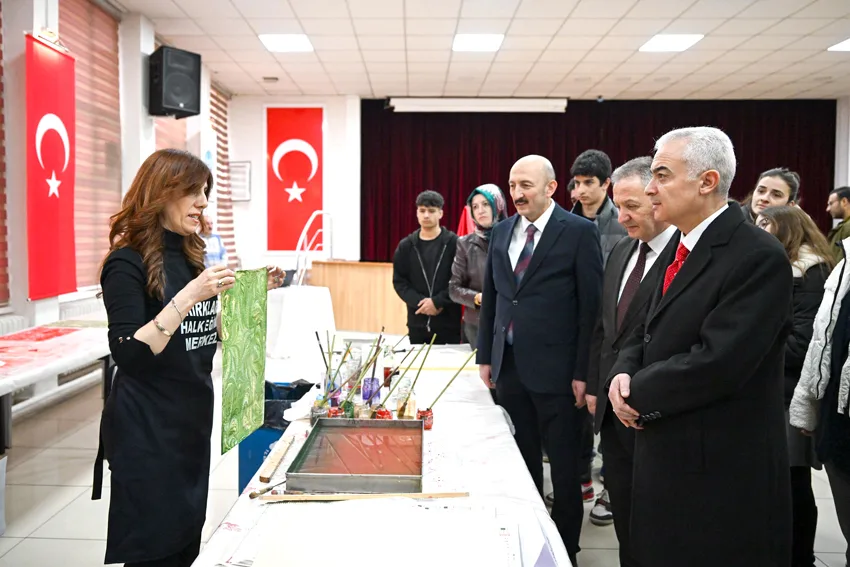 Kırklareli’nde “Sanat Diliyle Değerlerimiz” sergisi açıldı