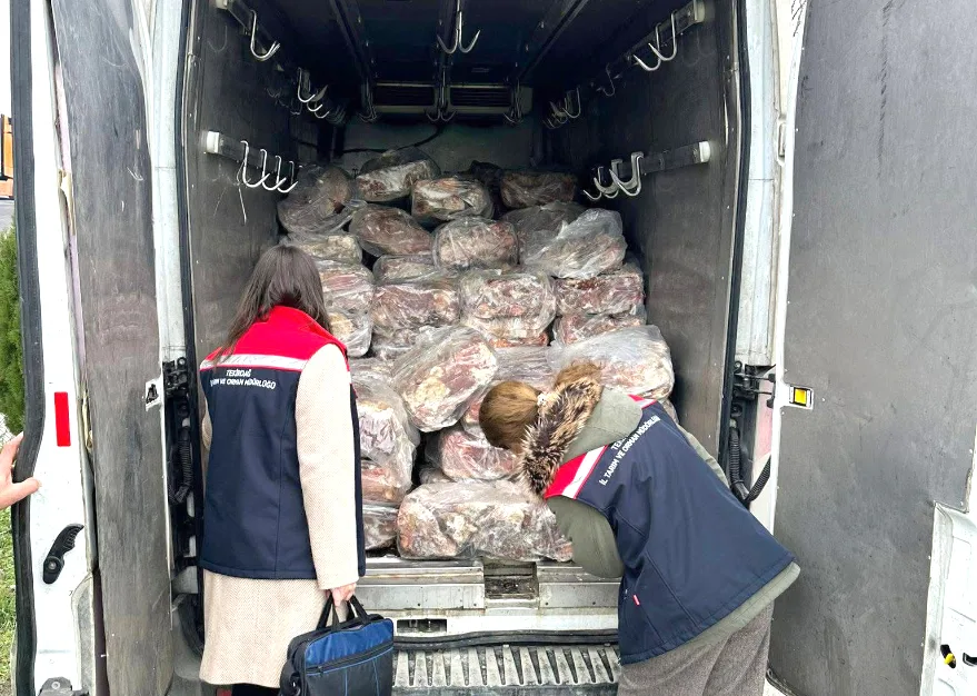 Tekirdağ’da 3 bin 500 kilogram sakatat ele geçirildi