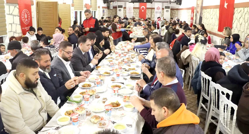 Vakıf ruhuyla mazlum coğrafyalara ramazanda da insani yardım ulaştırıyorlar