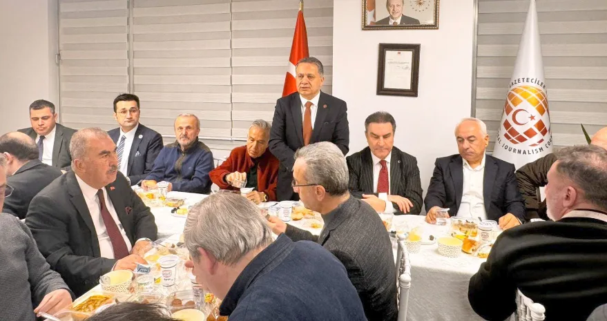 Ankara’da KGK iftarında savaş konuşuldu