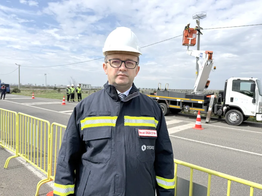 AA 20260327 40940321 40940317 TRAKYADA LEYLEKLER ICIN ELEKTRIK DIREKLERINE 1000 PLATFORM KURULDU - Trakya’da leyleklere güvenli yuva