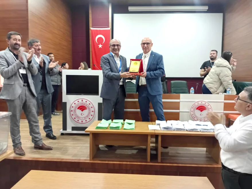 Akbay’a yetiştiricilerden güven oyu