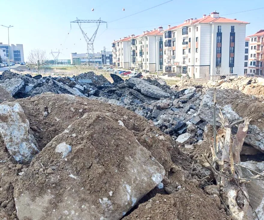 Edirne’de kaçak tadilat atığı dökümüne 100 bin TL ceza