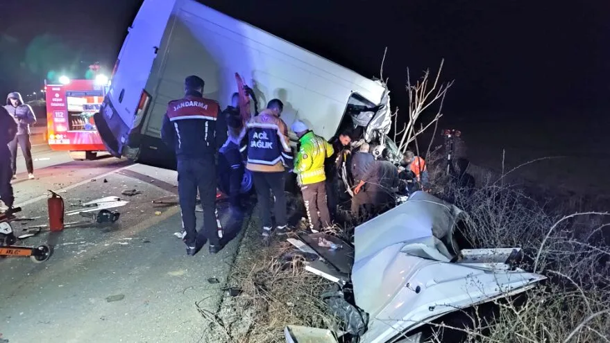 Feci kazada iki kişi yaşamını yitirdi