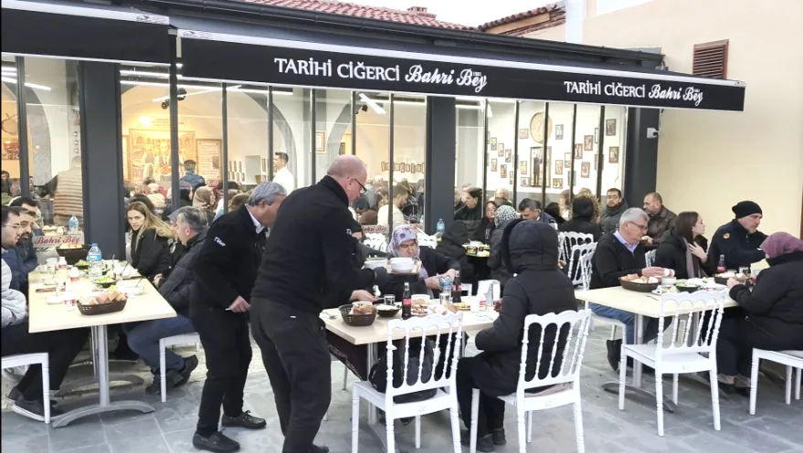 Edirne Turist Akini 1 - Edirne’de turist akını yaşanıyor
