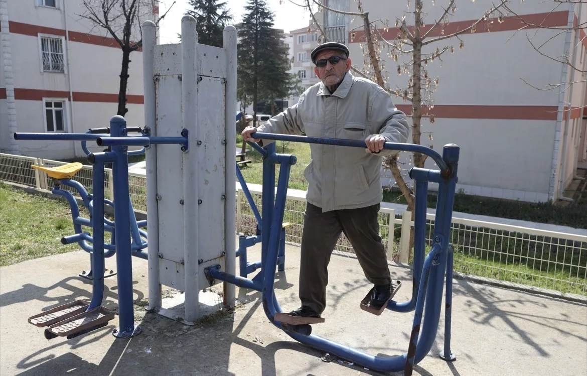 Edirne’de 96 yaşındaki Yusuf Avcu yaşam enerjisiyle örnek oluyor