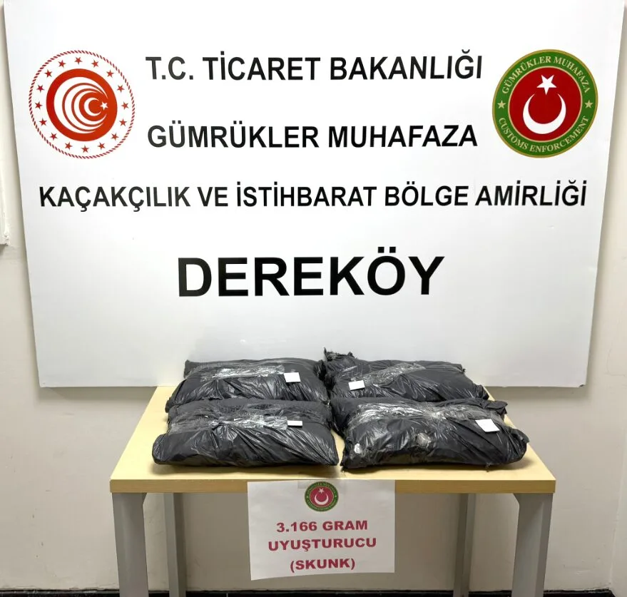 Mahkemede itiraf etti, uyuşturucu gizli bölmeden çıktı