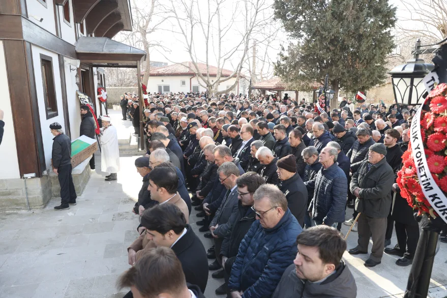 Milletvekili Aksal’ın babası son yolculuğuna uğurlandı