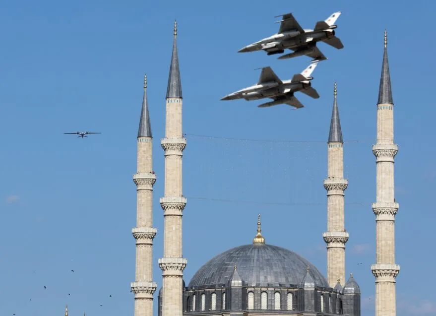 F-16’lar ve Akıncı Edirne semalarında prova uçuşu yaptı