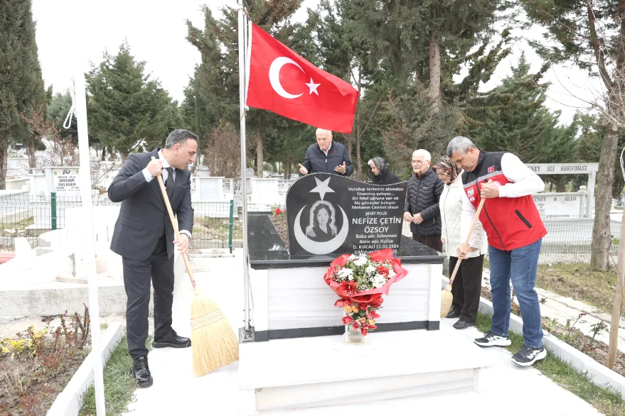 Trakya’da şehitlikler bayrama hazırlanıyor