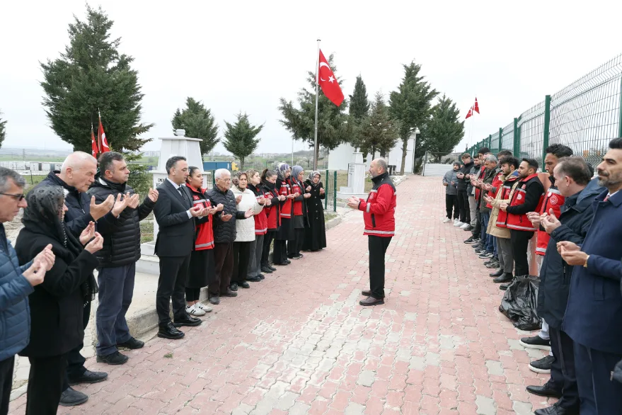 Sehitlikler Bayram Hazirligi 3 - Trakya’da şehitlikler bayrama hazırlanıyor
