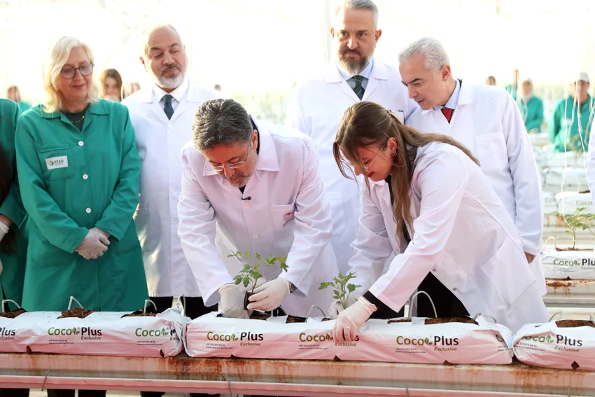 Tarım ve Orman Bakanı Yumaklı, Kırklareli’nde jeotermal serayı ziyaret etti
