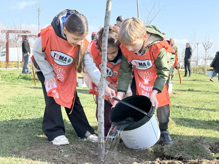 Fidanlar toprakta 2 - Kırklareli ve Tekirdağ’da fidanlar toprakla buluşturuldu