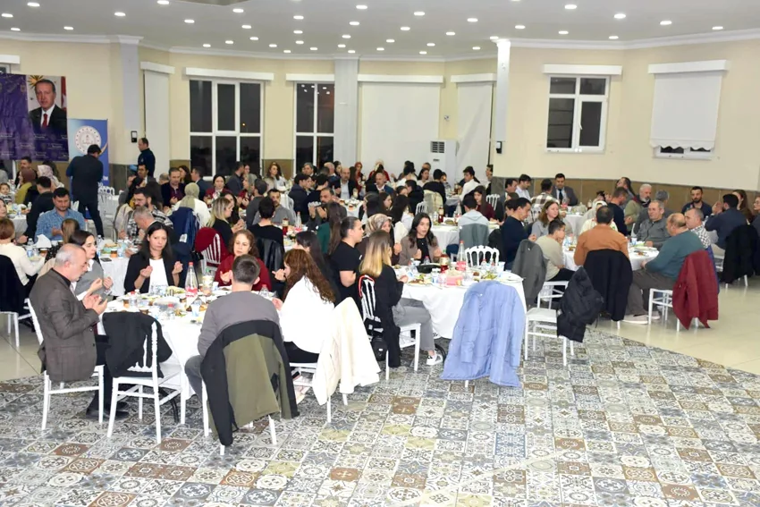 Tekirdağ’da “Maarifin Kalbinde Ramazan” temalı iftar programı düzenlendi