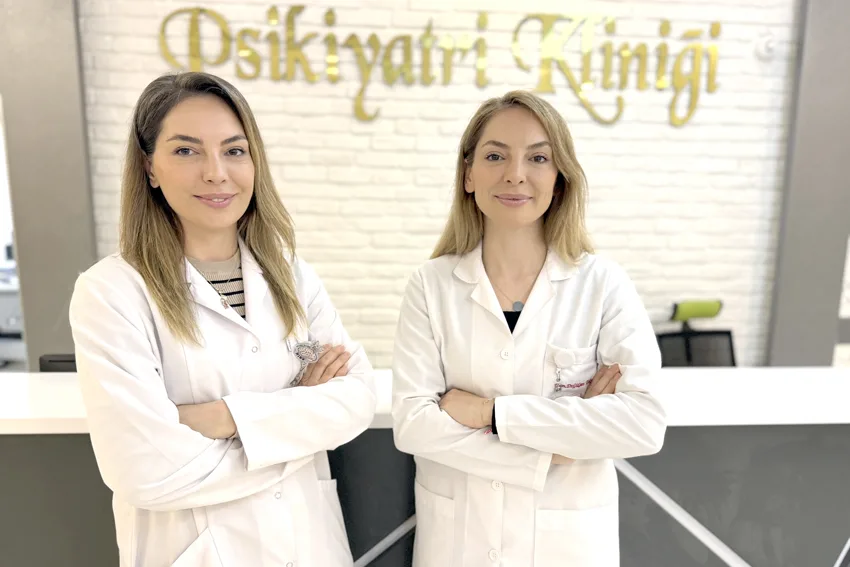 İkiz psikiyatristler 15 yıldır hastaları için hizmet veriyor
