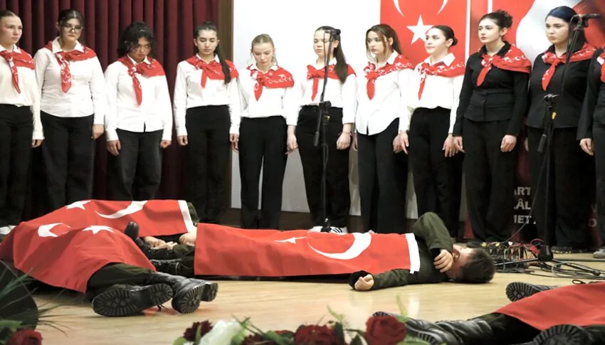 Kırklareli’nde İstiklal Marşı’nın Kabulü ve Mehmet Akif Ersoy’u Anma Günü programı düzenlendi