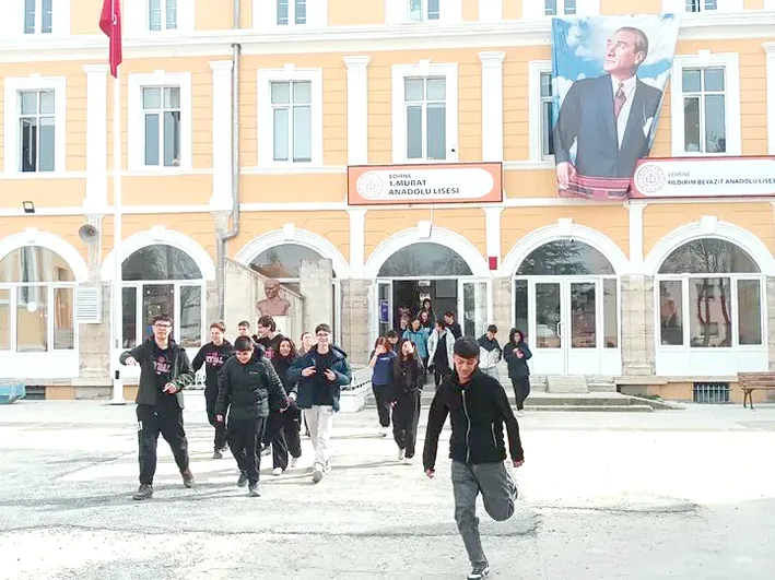 Okullarda tatbikat 6 - Deprem Haftası’nda Edirne’deki okullarda tatbikat yapıldı