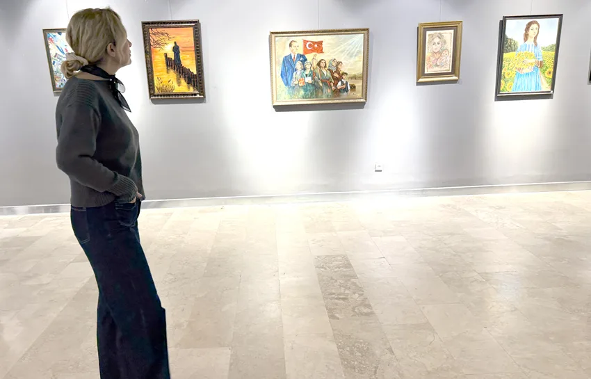 Tekirdağ’da “Kadın: Yeryüzünün Nabzı” resim sergisi açıldı