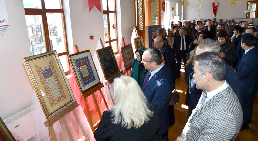 Tekirdağ’da “Sanatın Diliyle Değerlerimiz” sergisi açıldı