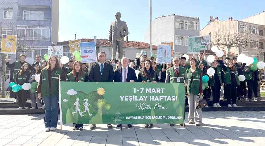 Hayrabolu’da Yeşilay Haftası kapsamında yürüyüş düzenlendi