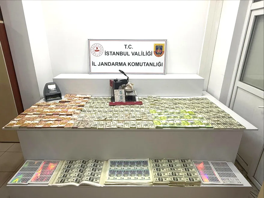 İstanbul’da milyonluk sahte döviz baskını