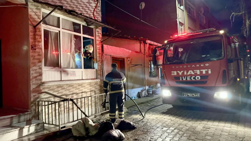 Apartmanda korkutan yangın