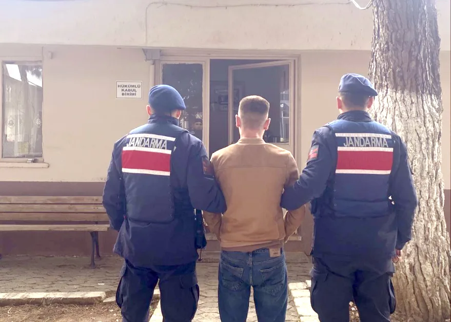 Çanakkale’de 15 firari hükümlü yakalandı