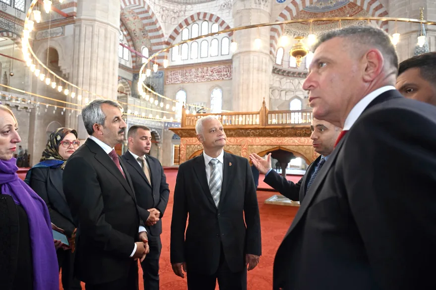 Bulgaristan İçişleri Bakanı Dechev, Selimiye Camisi’ni ziyaret etti