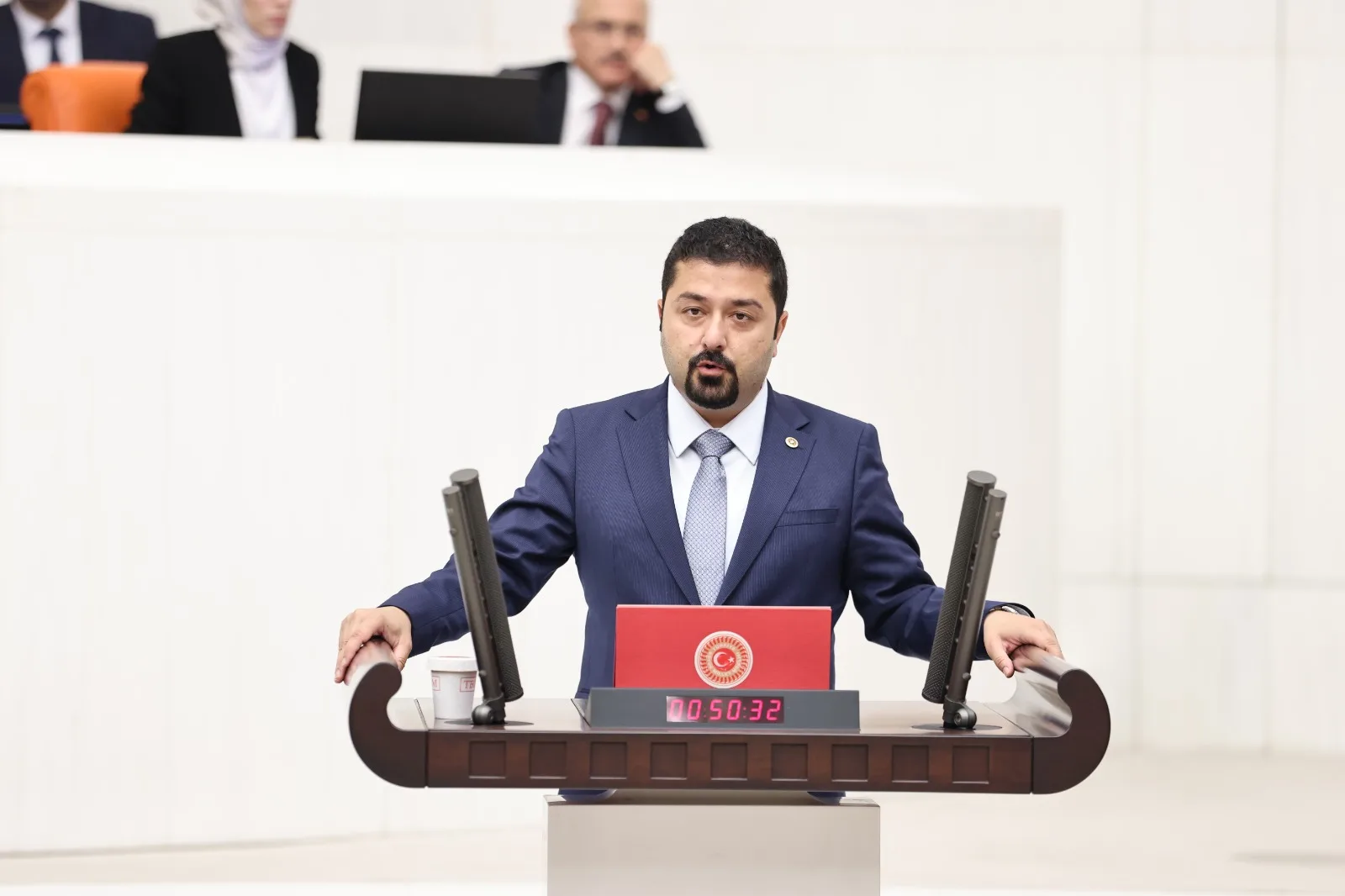 Özelde görev yapan hekimlere “Yeşil Pasaport” teklifi