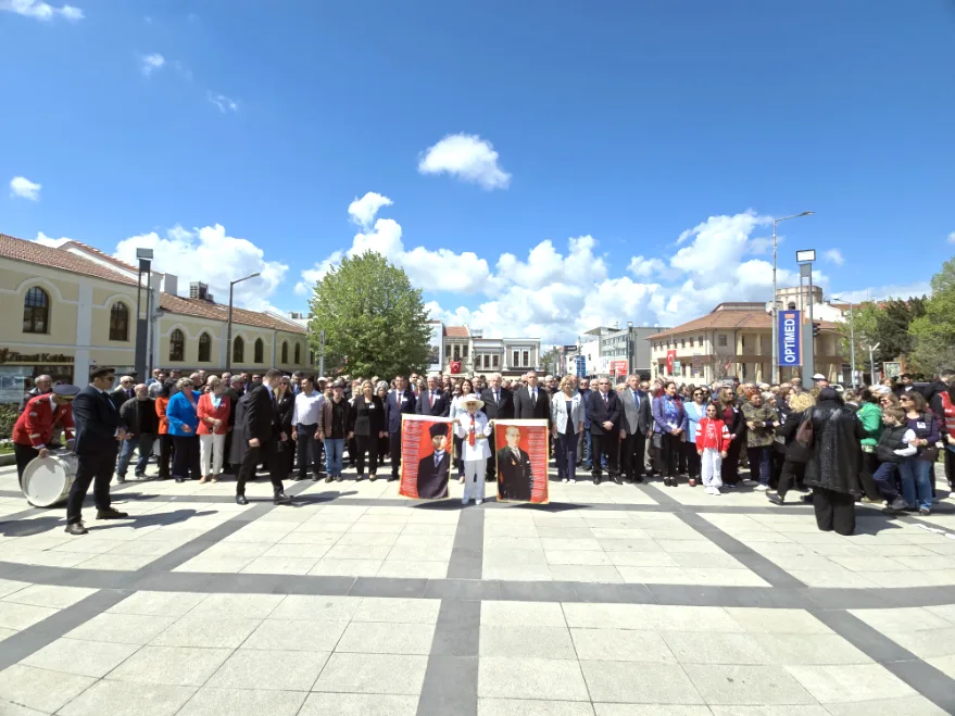 CHP ve STK’lardan ortak 23 Nisan töreni