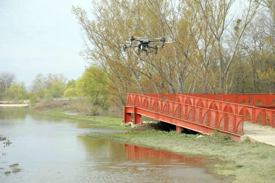 Taşkın alanlarında drone destekli larva mücadelesi