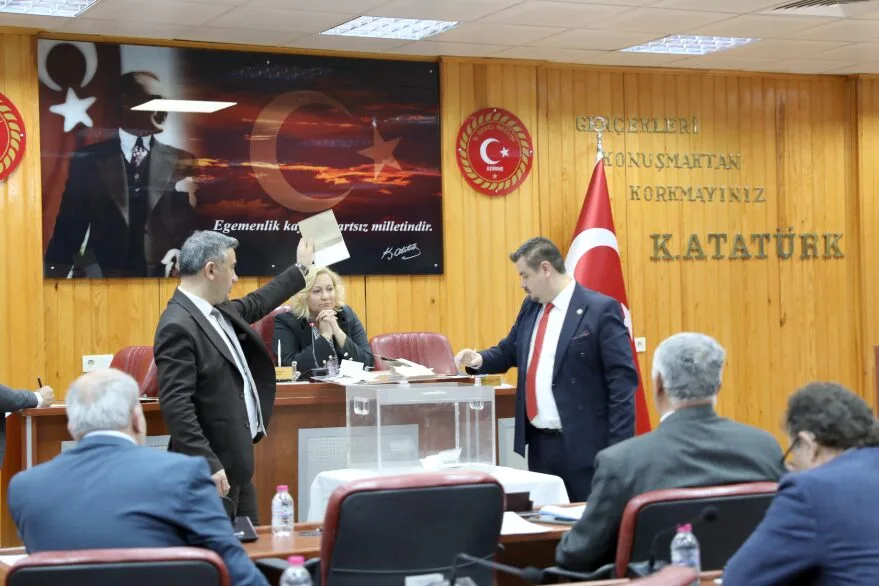 Edirne İl Genel Meclisi’nde başkanlık yarışı sonuçlandı
