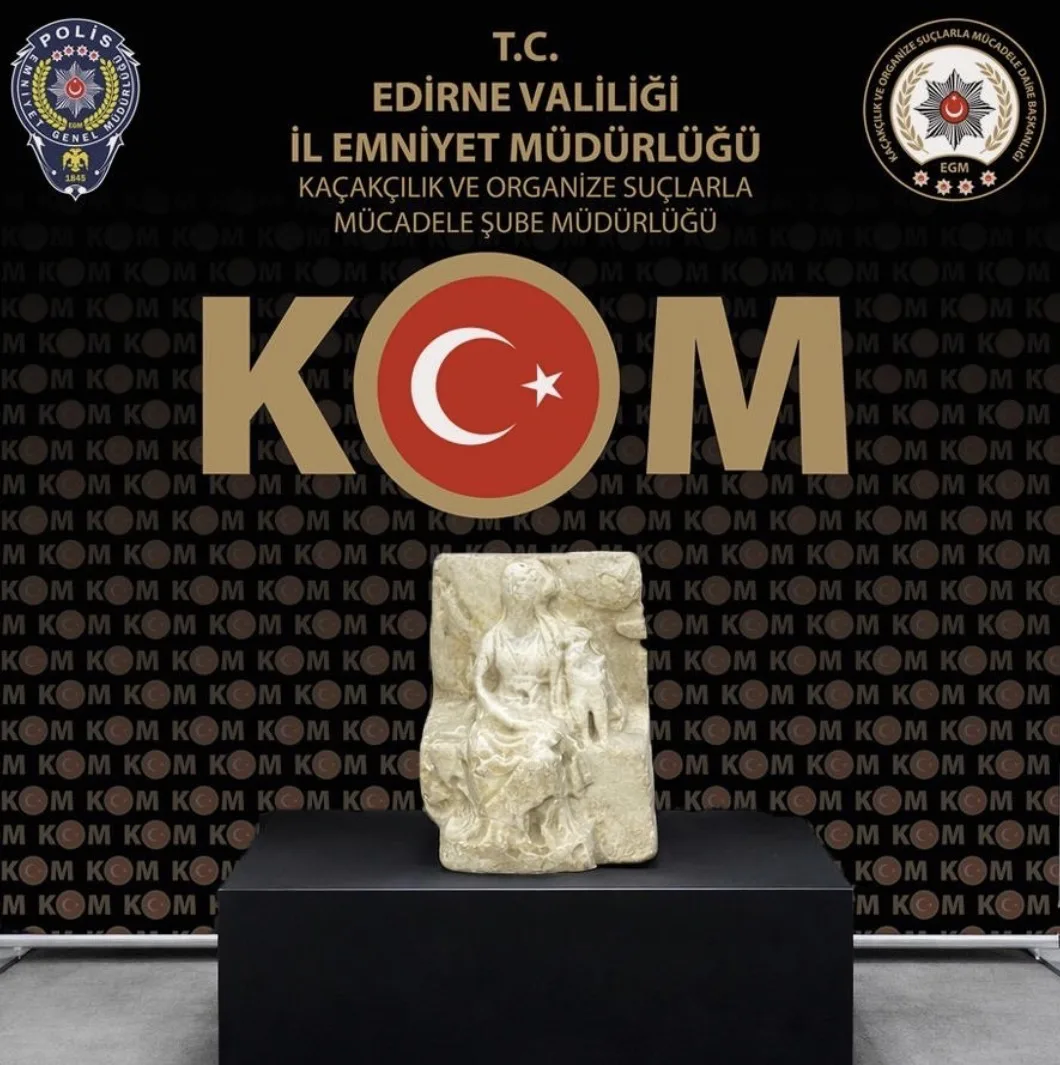 Edirne’de Roma dönemine ait Kybele heykeli ele geçirildi