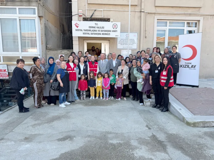 Kizilay Kanser Bililendirme 4 - Edirne’de kansere karşı güç birliği